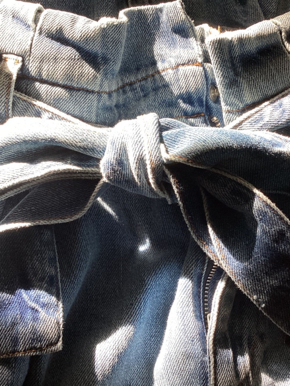 RED Valentino Blue BAGGY pleated tie waist jeans size 42 - Picture 9 of 9